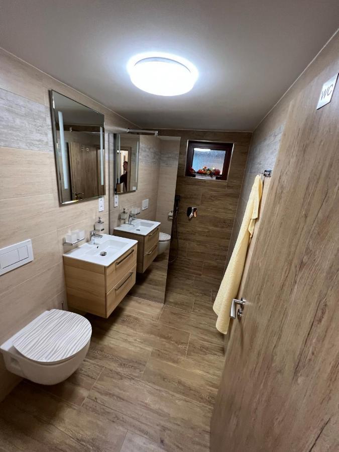 Penzion Arrow Lesna  Exterior foto
