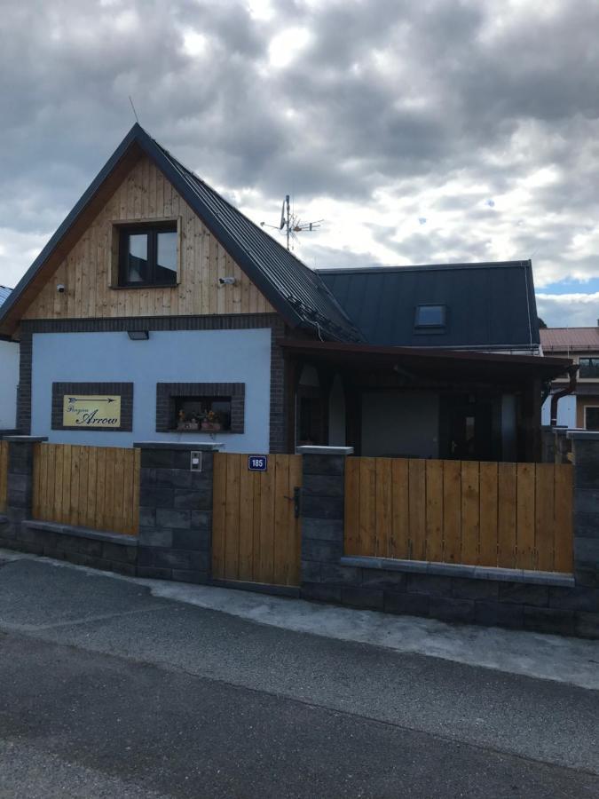 Gasthaus Penzion Arrow Lesna  Exterior foto